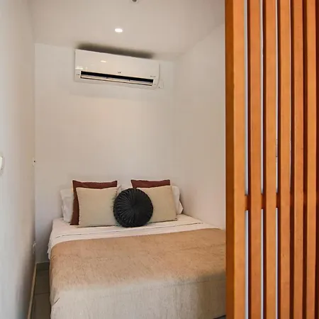 Phaedrus Living - Seaside Luxury Flat Harbour 105 * Paphos