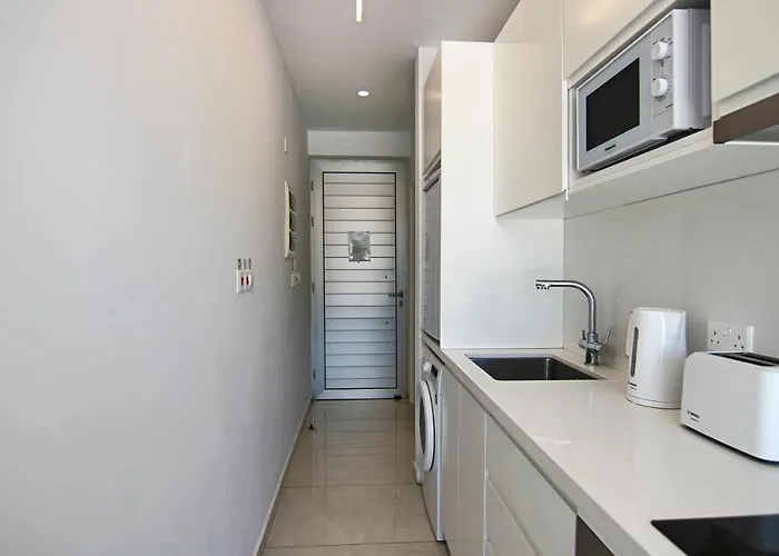 Διαμέρισμα Phaedrus Living - Seaside Luxury Flat Harbour 105 Πάφος