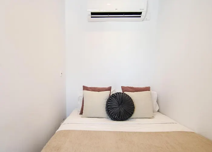 Phaedrus Living - Seaside Luxury Flat Harbour 105 Paphos