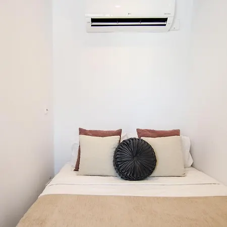 Phaedrus Living - Seaside Luxury Flat Harbour 105 Paphos