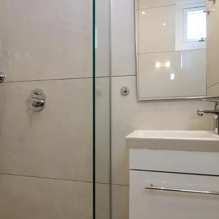 Phaedrus Living - Seaside Luxury Flat Harbour 105 Paphos